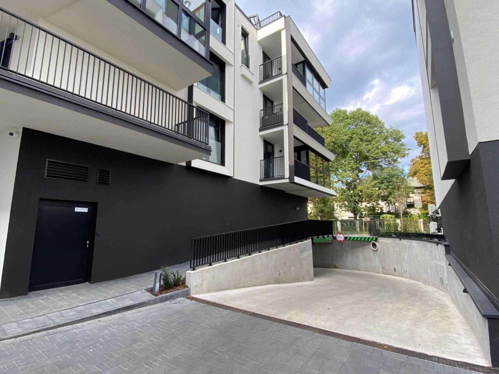Vistula Avenue Apartment Free Parking, Swimming Pool, Sauna & Gym คราคูฟ ภายนอก รูปภาพ
