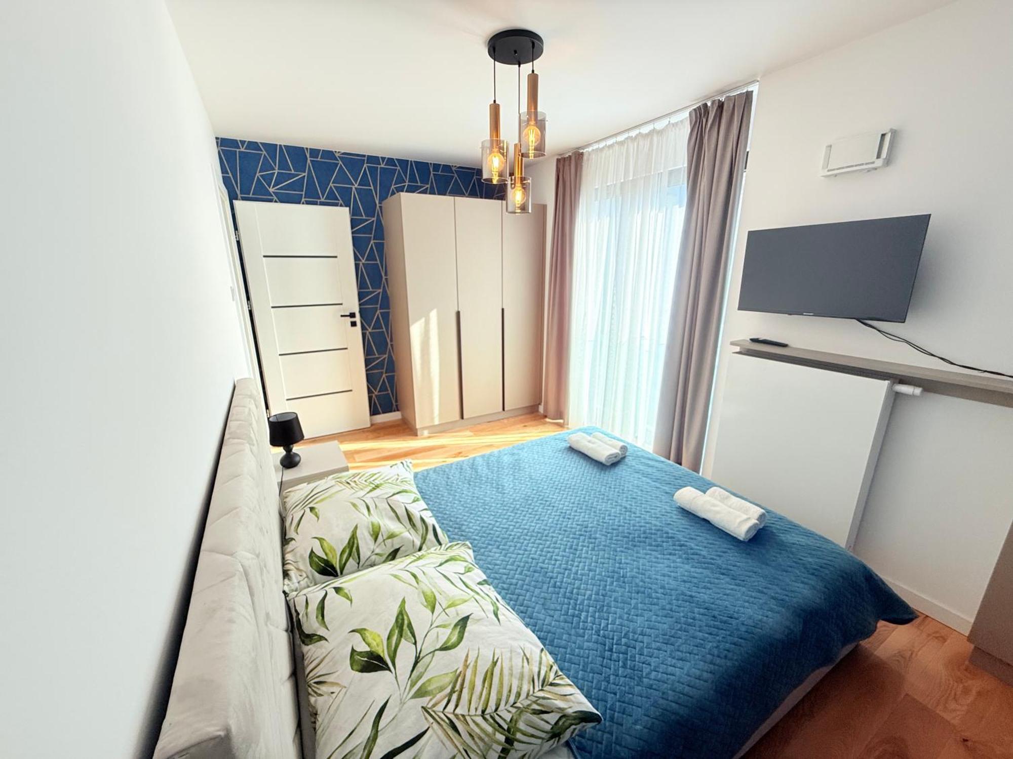 Vistula Avenue Apartment Free Parking, Swimming Pool, Sauna & Gym คราคูฟ ภายนอก รูปภาพ