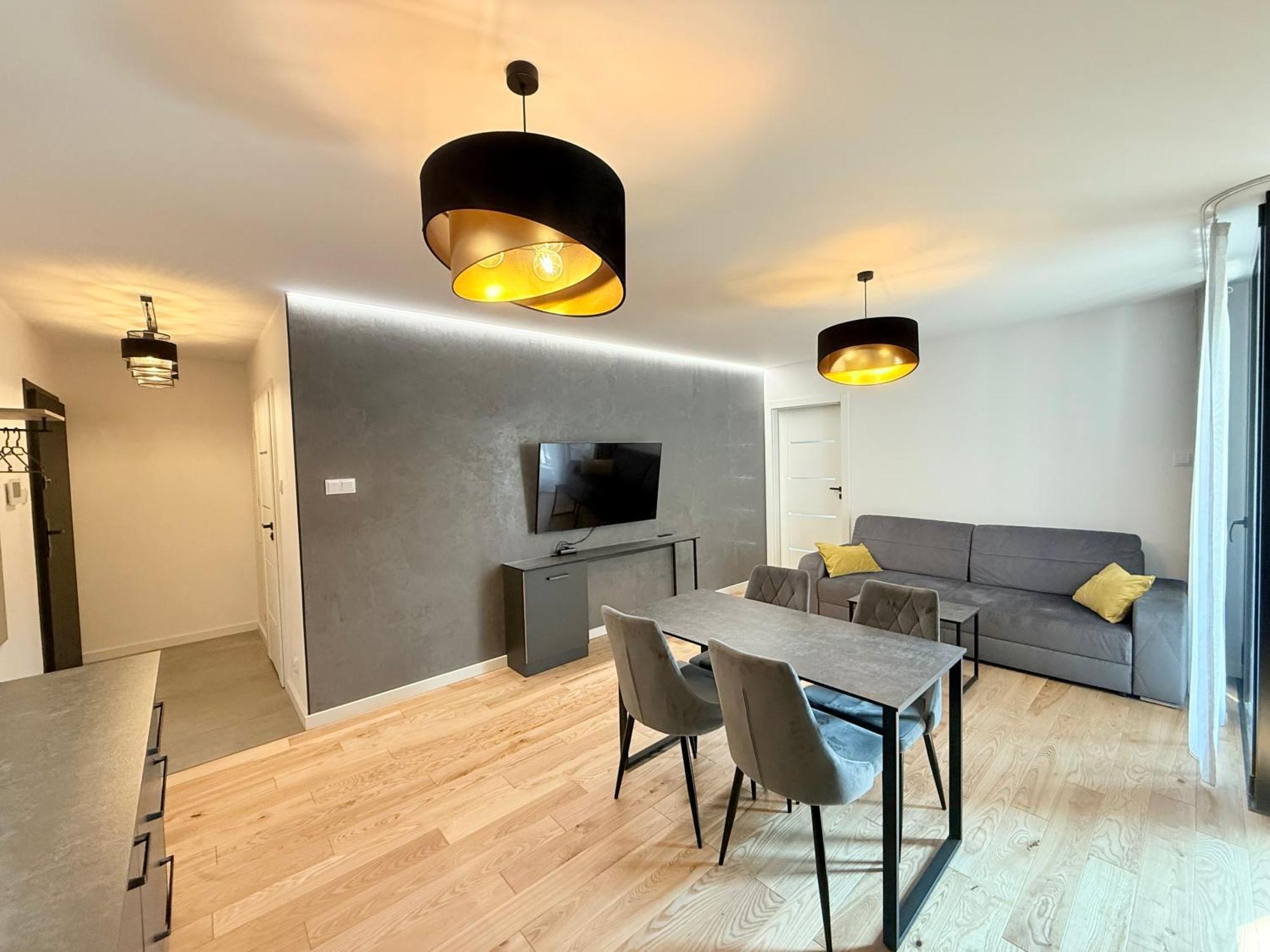 Vistula Avenue Apartment Free Parking, Swimming Pool, Sauna & Gym คราคูฟ ภายนอก รูปภาพ