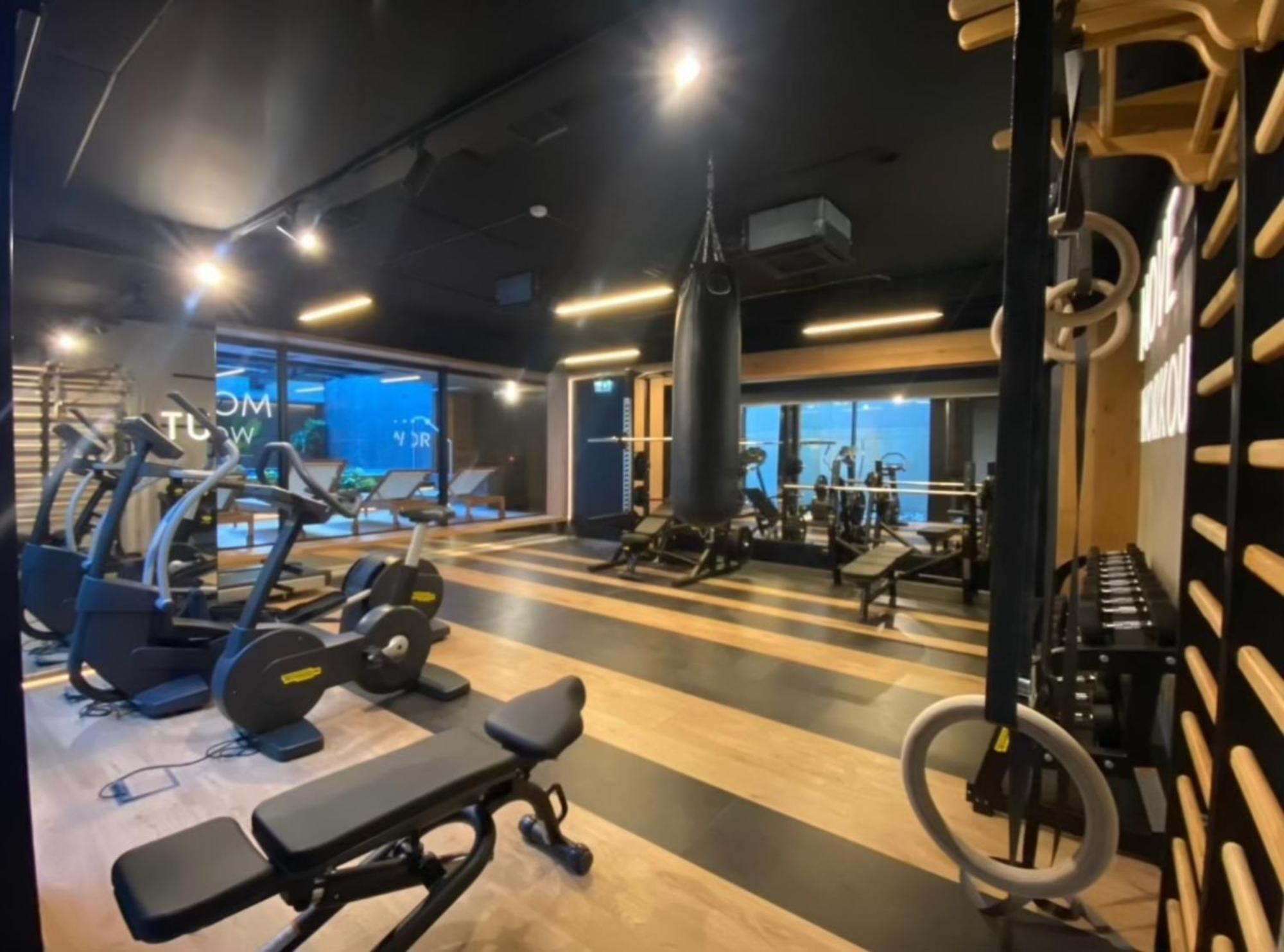 Vistula Avenue Apartment Free Parking, Swimming Pool, Sauna & Gym คราคูฟ ภายนอก รูปภาพ